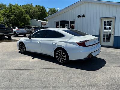 2020 Hyundai SONATA SEL Plus - Photo 2 - Terre Haute, IN 47804
