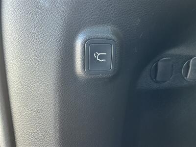 2019 Jeep Cherokee Limited   - Photo 32 - Terre Haute, IN 47804
