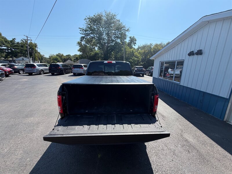 2016 Ford F-150 XLT - Photo 12 - Terre Haute, IN 47804