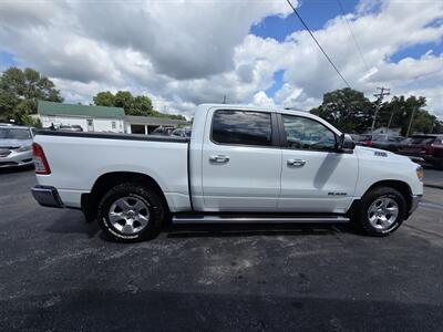 2020 RAM 1500 Lone Star   - Photo 10 - Terre Haute, IN 47804