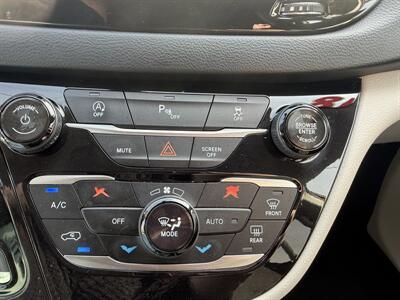 2018 Chrysler Pacifica Touring Plus - Photo 33 - Terre Haute, IN 47804