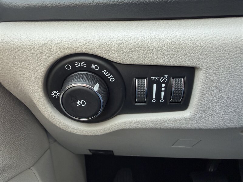 2018 Chrysler Pacifica Touring Plus - Photo 28 - Terre Haute, IN 47804