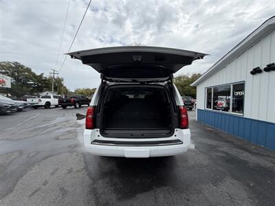 2019 Chevrolet Suburban Premier - Photo 10 - Terre Haute, IN 47804