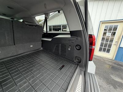 2019 Chevrolet Suburban Premier - Photo 13 - Terre Haute, IN 47804