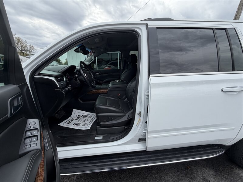 2019 Chevrolet Suburban Premier - Photo 8 - Terre Haute, IN 47804