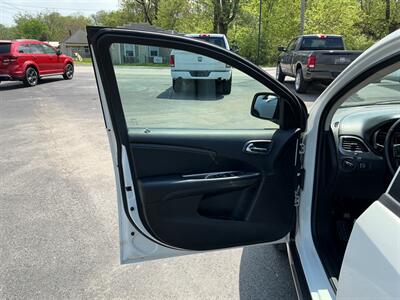 2017 Dodge Journey Crossroad Plus - Photo 15 - Terre Haute, IN 47804