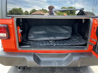 2019 Jeep Wrangler Unlimited Sport S   - Photo 30 - Terre Haute, IN 47804