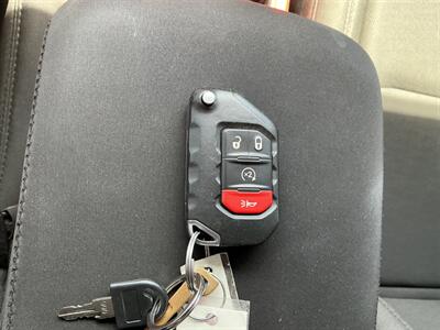 2019 Jeep Wrangler Unlimited Sport S   - Photo 33 - Terre Haute, IN 47804