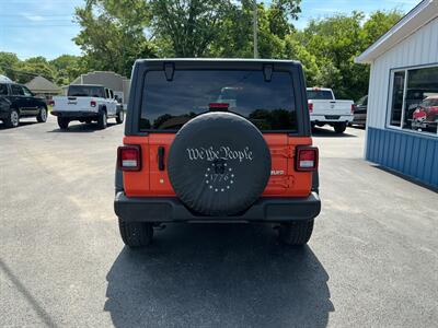 2019 Jeep Wrangler Unlimited Sport S   - Photo 3 - Terre Haute, IN 47804