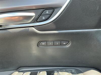 2018 Cadillac XT5 Premium Luxury - Photo 14 - Terre Haute, IN 47804