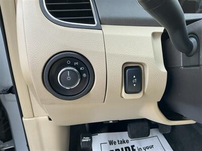 2017 Ford Taurus SE - Photo 16 - Terre Haute, IN 47804
