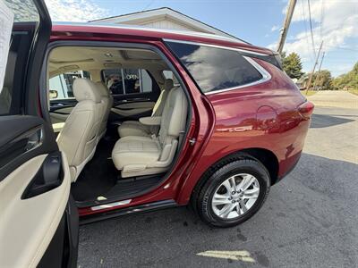 2019 Buick Enclave Premium - Photo 9 - Terre Haute, IN 47804