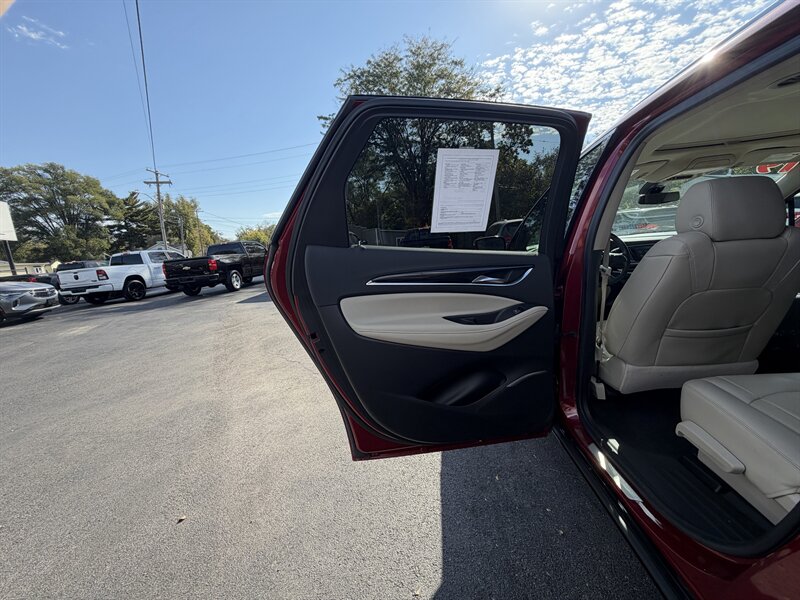 2019 Buick Enclave Premium - Photo 18 - Terre Haute, IN 47804