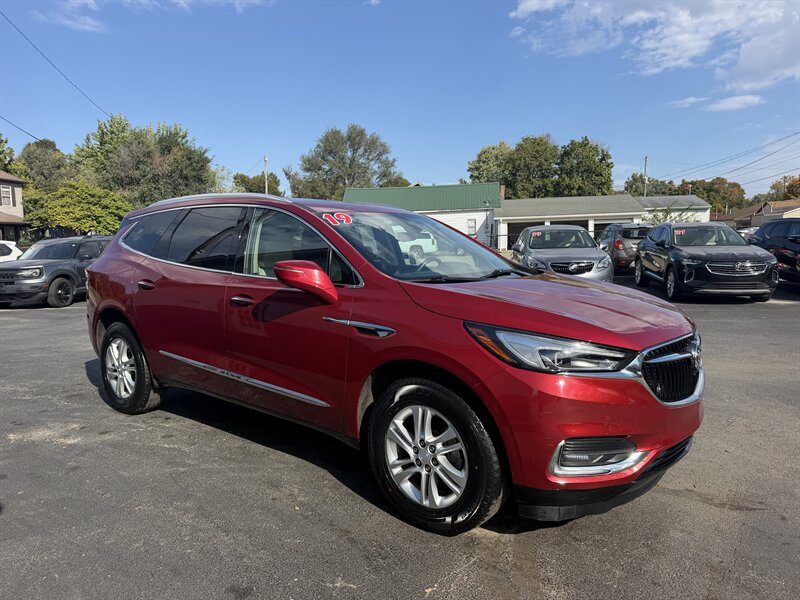 2019 Buick Enclave Premium - Photo 6 - Terre Haute, IN 47804