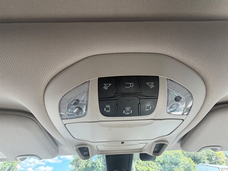 2019 Chrysler Pacifica Limited - Photo 45 - Terre Haute, IN 47804