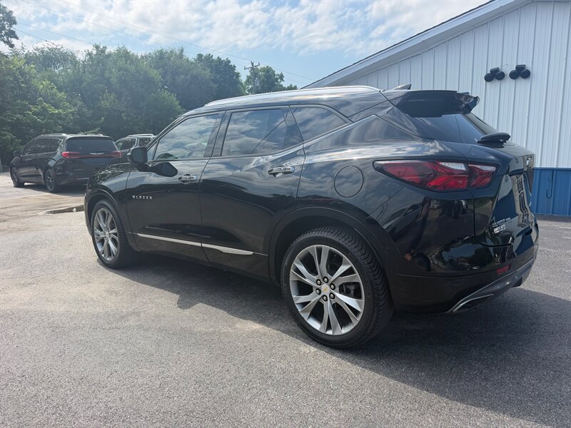 2020 Chevrolet Blazer Premier - Photo 3 - Terre Haute, IN 47804