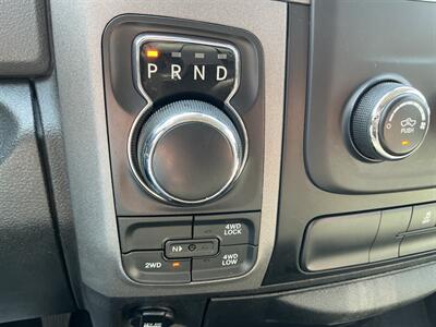 2018 RAM 1500 Express   - Photo 23 - Terre Haute, IN 47804