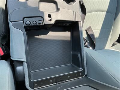 2018 RAM 1500 Express   - Photo 27 - Terre Haute, IN 47804