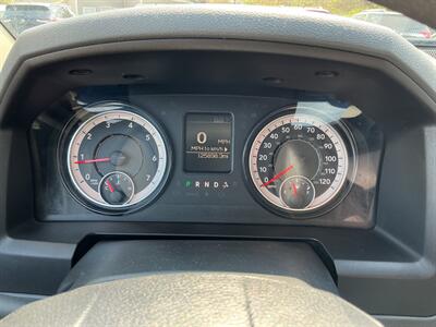 2018 RAM 1500 Express   - Photo 17 - Terre Haute, IN 47804