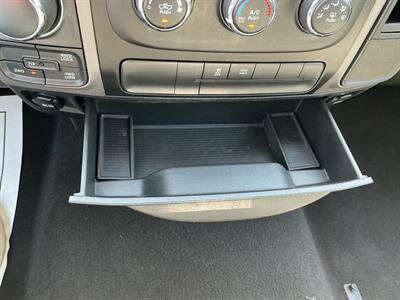 2018 RAM 1500 Express   - Photo 25 - Terre Haute, IN 47804