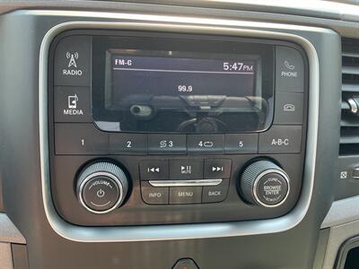 2018 RAM 1500 Express   - Photo 22 - Terre Haute, IN 47804