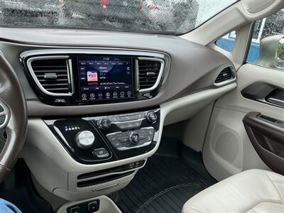 2018 Chrysler Pacifica Touring L - Photo 22 - Terre Haute, IN 47804