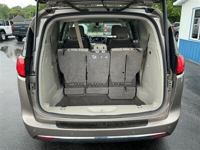 2018 Chrysler Pacifica Touring L - Photo 33 - Terre Haute, IN 47804