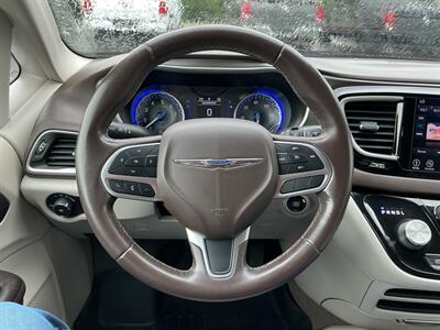 2018 Chrysler Pacifica Touring L - Photo 18 - Terre Haute, IN 47804