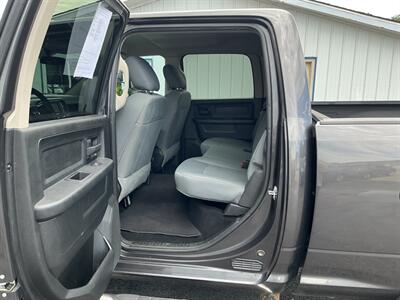 2018 RAM 2500 Tradesman   - Photo 11 - Terre Haute, IN 47804