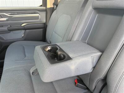 2019 RAM 1500 Big Horn   - Photo 15 - Terre Haute, IN 47804