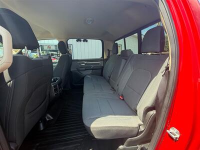 2019 RAM 1500 Big Horn   - Photo 12 - Terre Haute, IN 47804