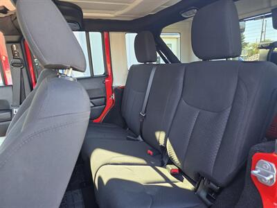 2017 Jeep Wrangler Unlimited Sport S   - Photo 19 - Terre Haute, IN 47804