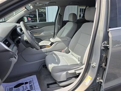 2019 GMC Acadia SLE-1   - Photo 16 - Terre Haute, IN 47804