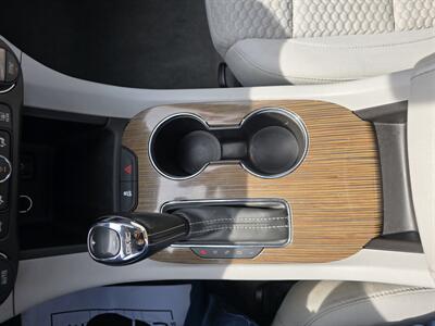 2019 GMC Acadia SLE-1   - Photo 29 - Terre Haute, IN 47804
