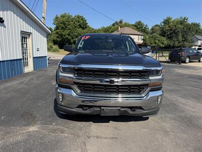 2017 Chevrolet Silverado 1500 LT - Photo 7 - Terre Haute, IN 47804