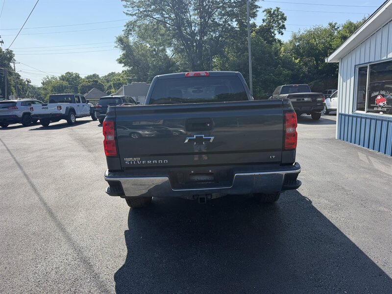 2017 Chevrolet Silverado 1500 LT - Photo 4 - Terre Haute, IN 47804