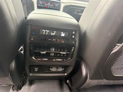 2023 Jeep Grand Cherokee L Limited   - Photo 24 - Terre Haute, IN 47804