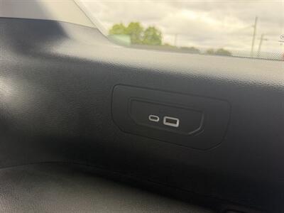 2023 Jeep Grand Cherokee L Limited   - Photo 21 - Terre Haute, IN 47804