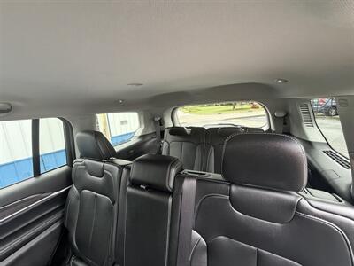 2023 Jeep Grand Cherokee L Limited   - Photo 17 - Terre Haute, IN 47804
