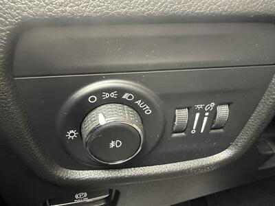 2023 Jeep Grand Cherokee L Limited   - Photo 32 - Terre Haute, IN 47804