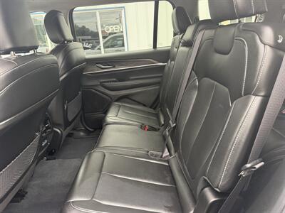 2023 Jeep Grand Cherokee L Limited   - Photo 22 - Terre Haute, IN 47804