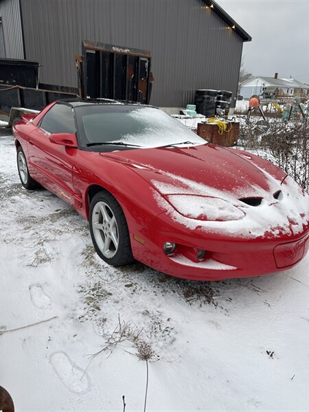2002 Pontiac Firebird Formula   - Photo 1 - Middle West Pubnico, NS B0W 2M0