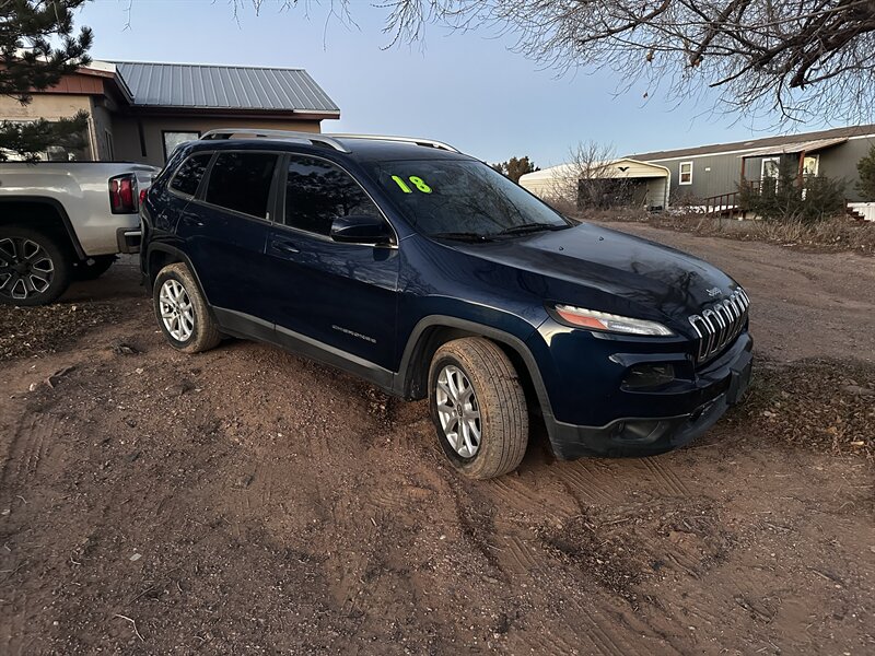 2018 Jeep Cherokee Latitude Plus   - Photo 1 - Albuquerque, NM 87123
