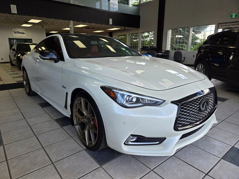 2019 INFINITI Q60 Red Sport 400  