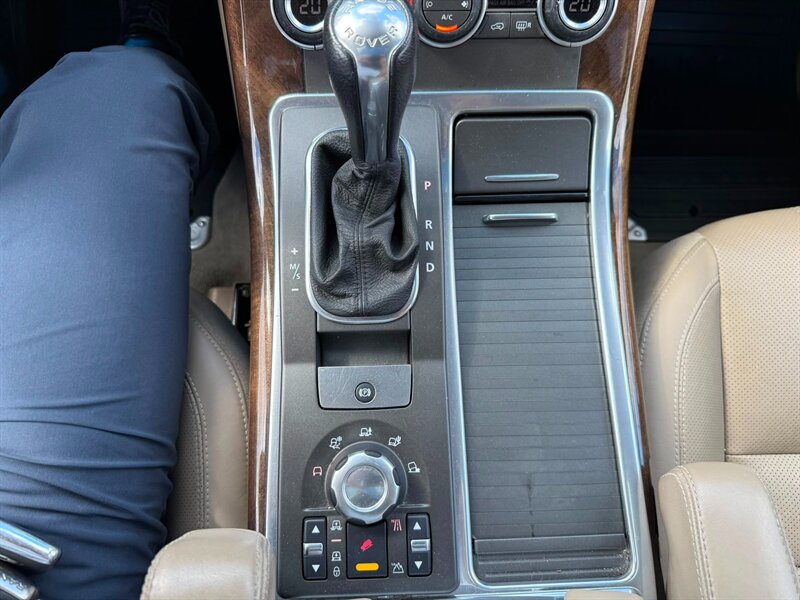 2011 Land Rover Range Rover Sport HSE - Photo 13 - Edmonton, AB T6V 1H5