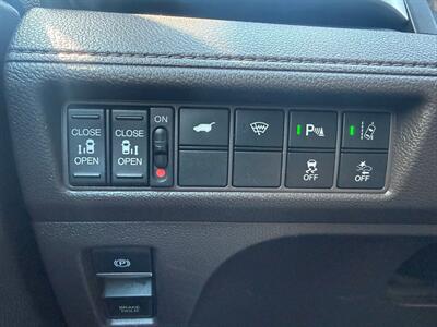 2020 Honda Odyssey EX-L RES   - Photo 13 - Edmonton, AB T5G 0N9