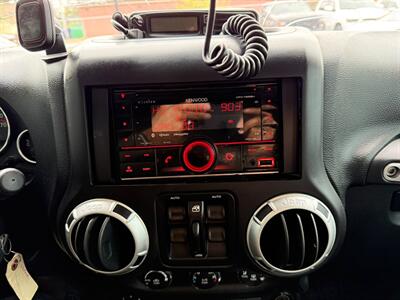 2015 Jeep Wrangler Unlimited Rubicon - Photo 11 - Edmonton, AB T5G 0N9