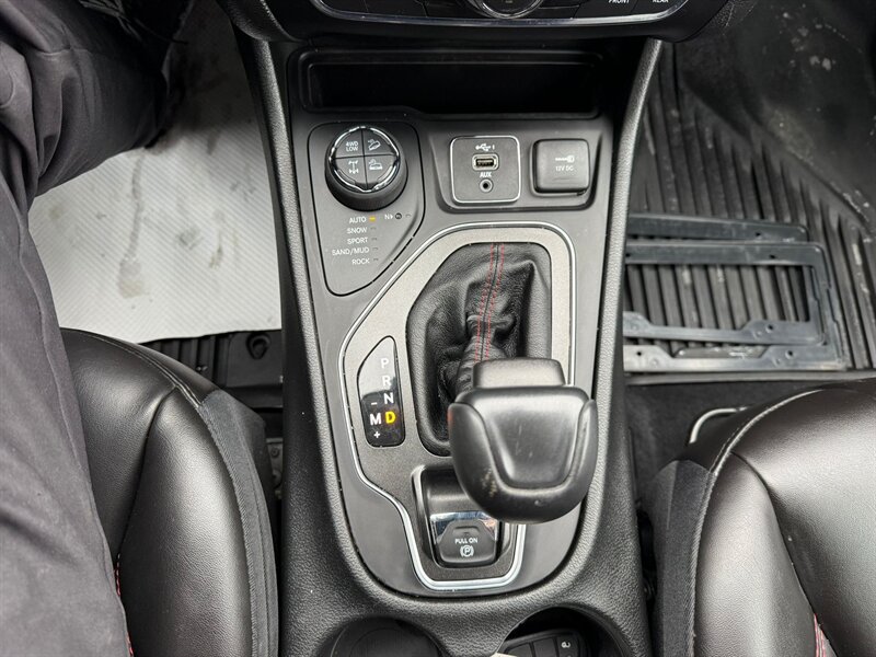 2021 Jeep Cherokee Trailhawk - Photo 13 - Edmonton, AB T6V 1H5