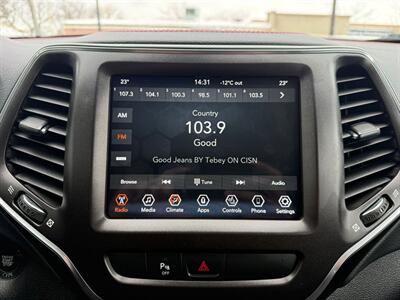 2021 Jeep Cherokee Trailhawk - Photo 11 - Edmonton, AB T6V 1H5