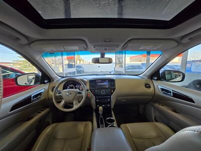 2015 Nissan Pathfinder SL V6   - Photo 12 - Calgery,  